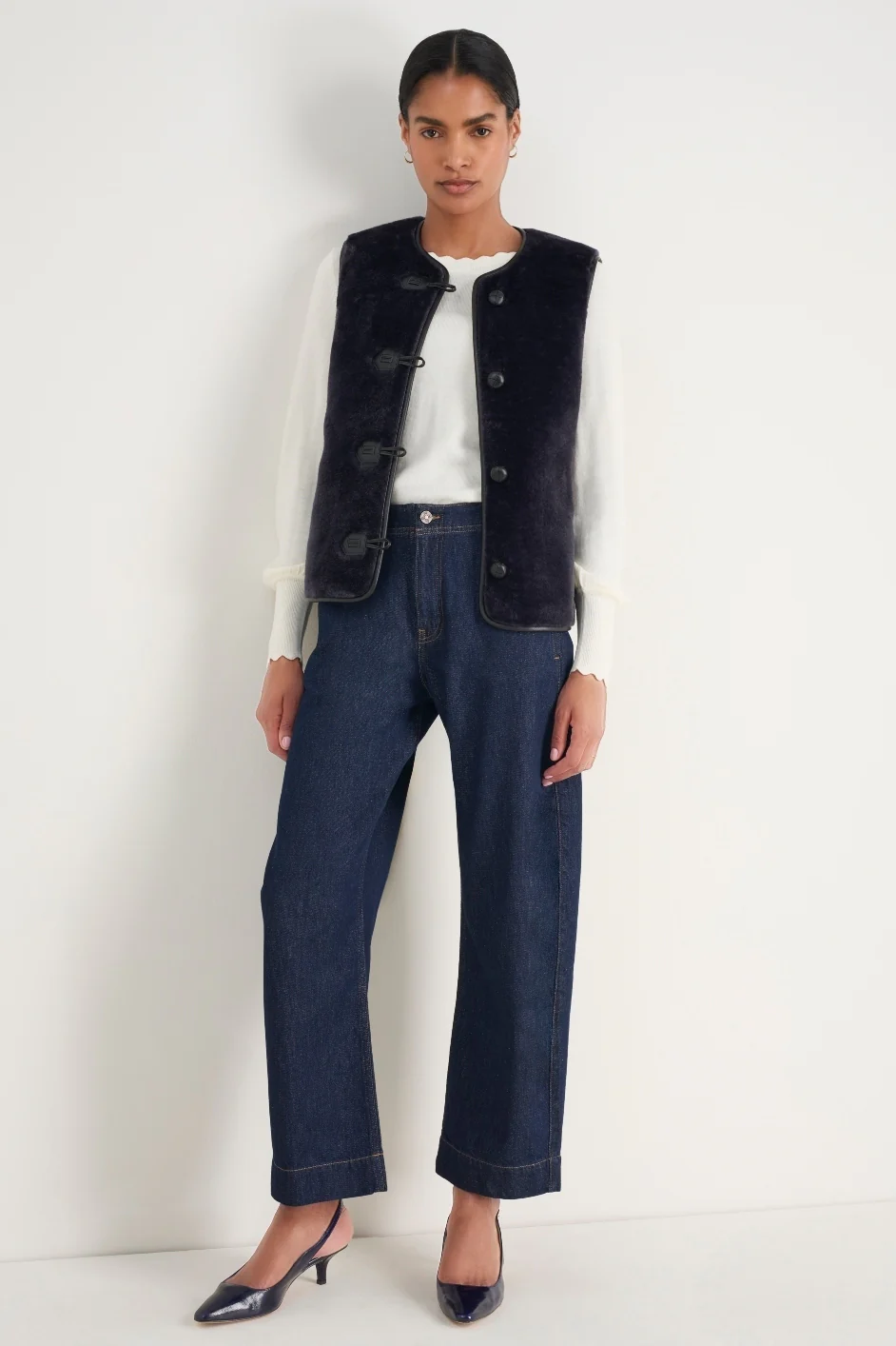 Carina Duffle Gilet - Midnight - Image 4