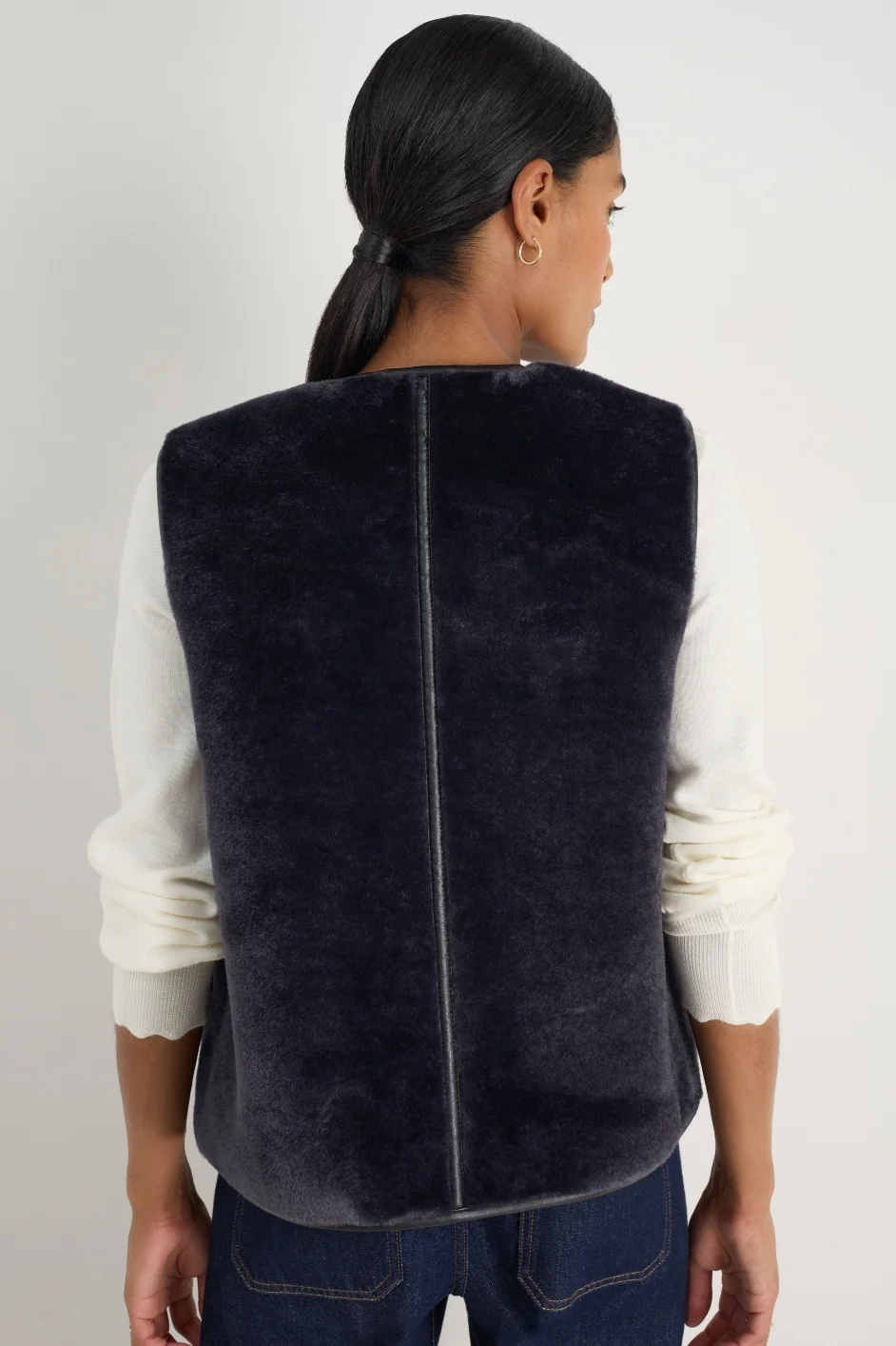Carina Duffle Gilet - Midnight - Image 7