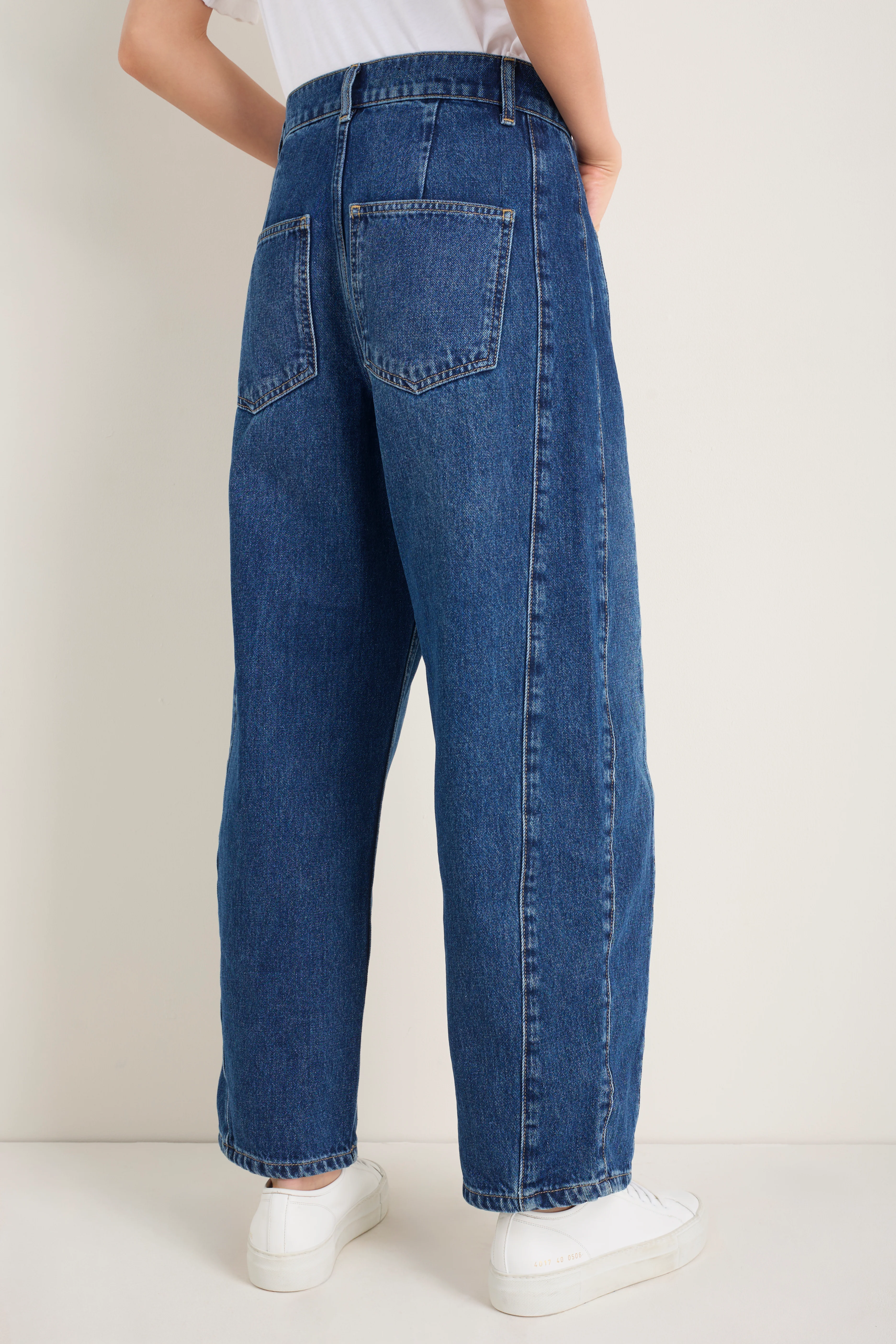 Charlie Curved Pocket Horseshoe Jean - Dark Mid Wash - Image 6