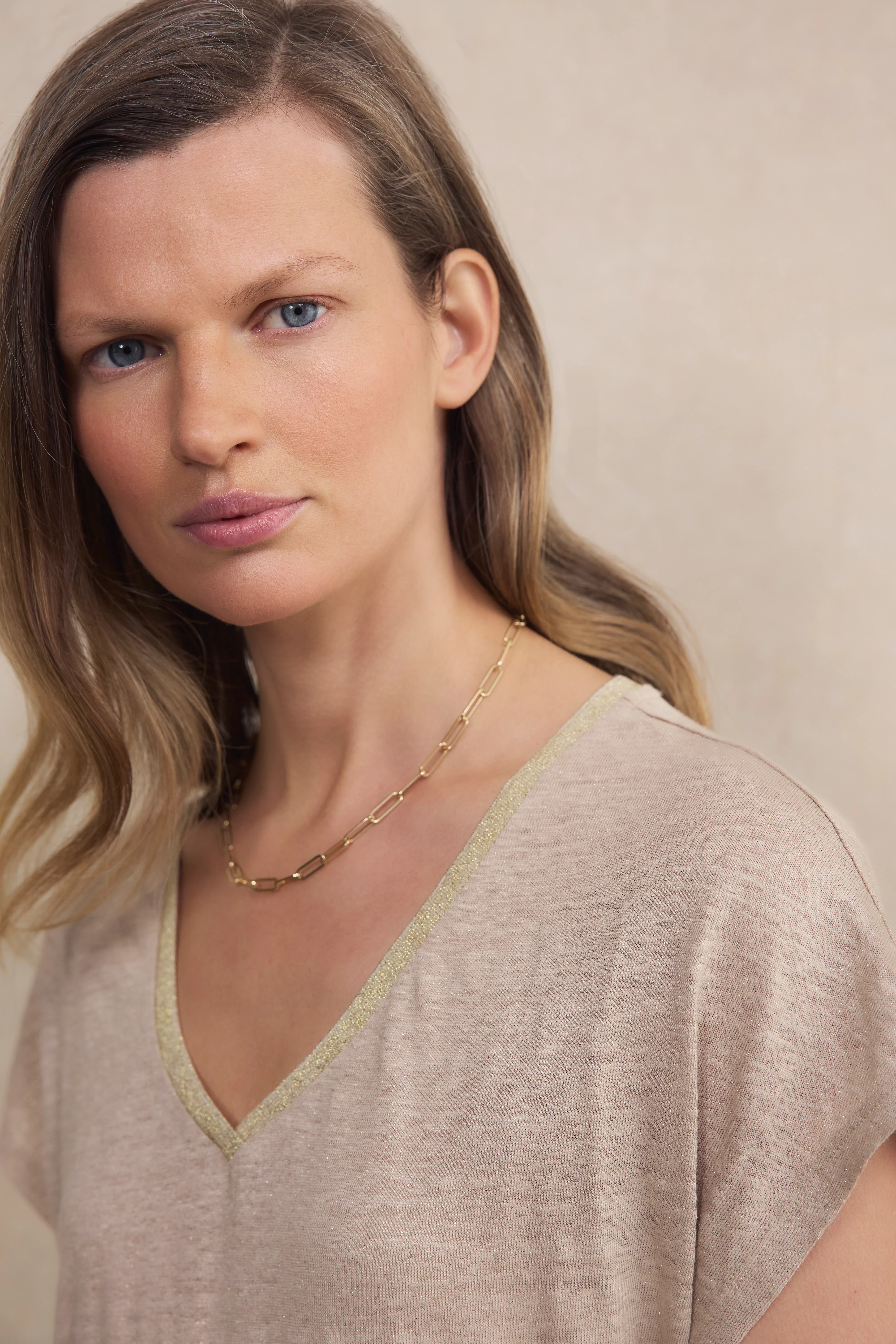 Chiara Linen V Neck Tee - Oat Shimmer - Image 2