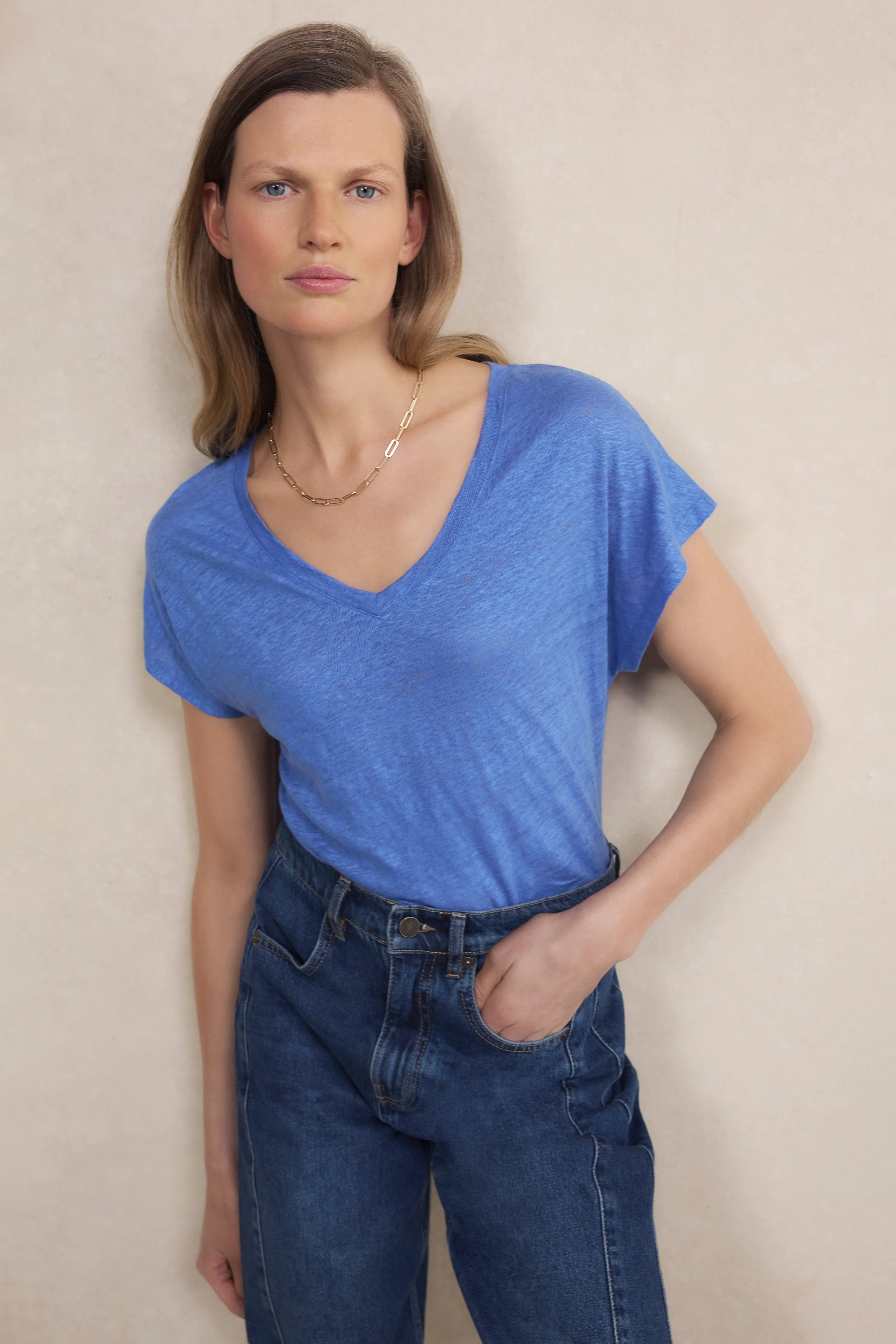 Chiara Linen V Neck Tee - Riviera Blue