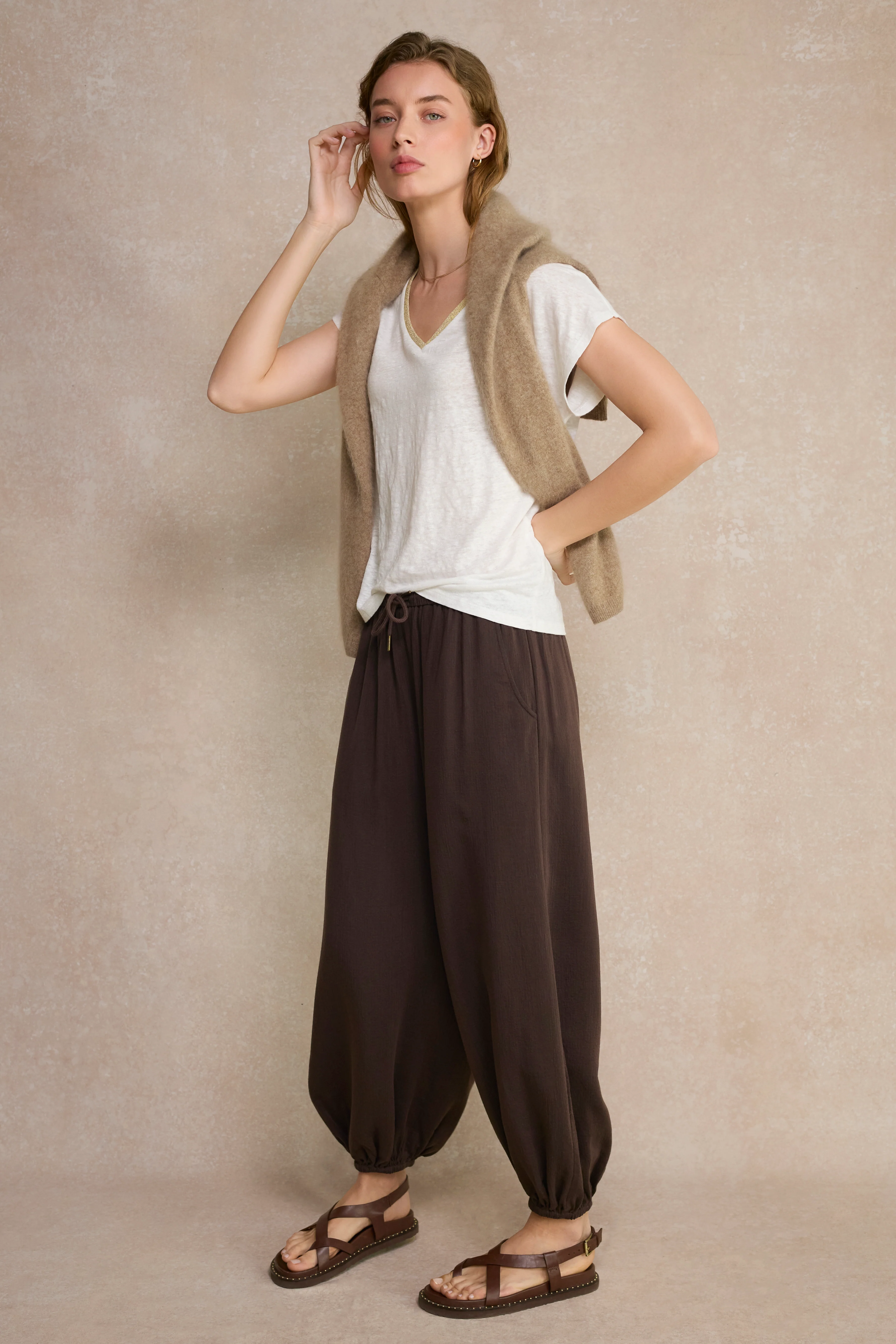 Chiara Linen V Neck Tee - White - Image 6
