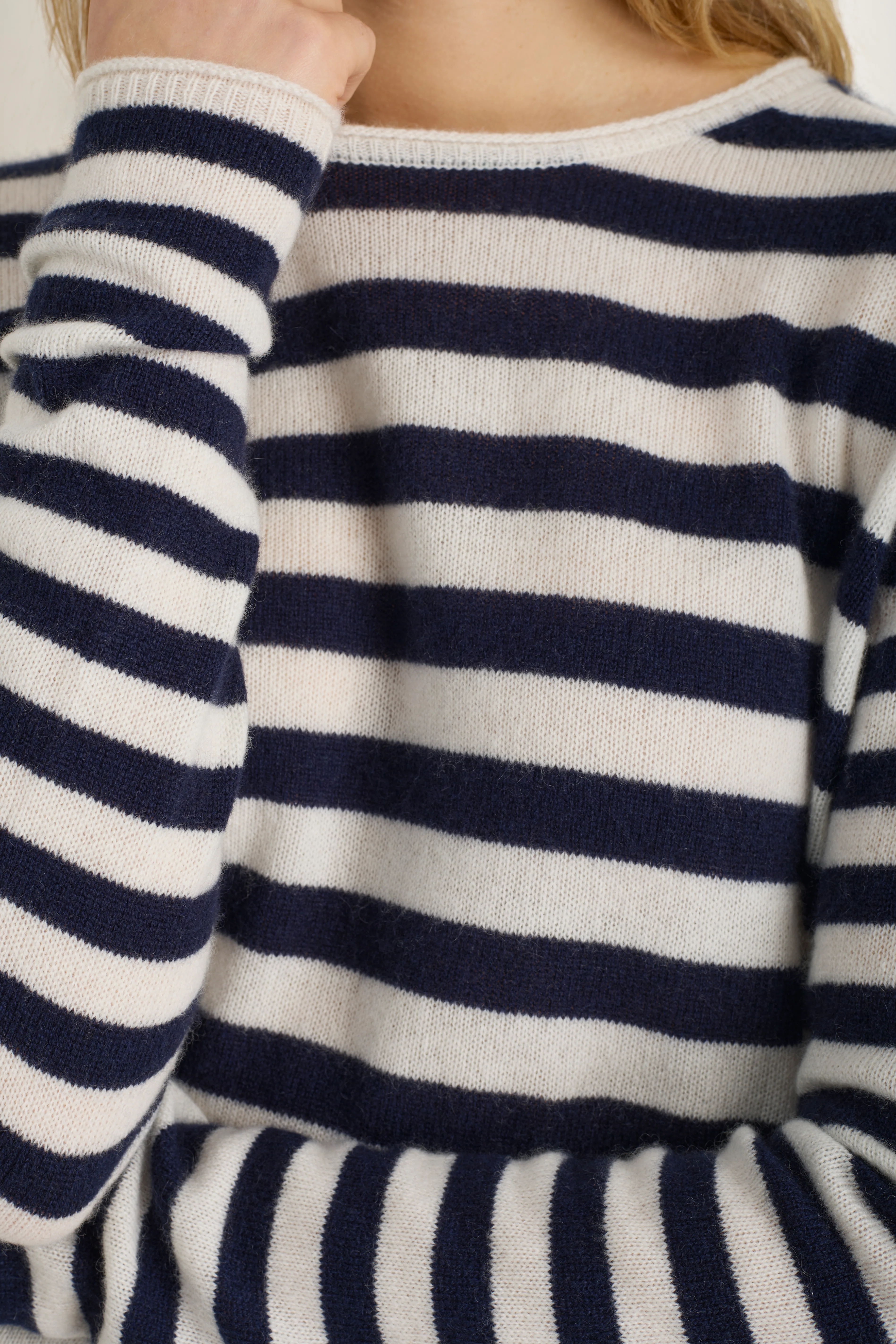 Chrissie Cashmere Jumper - Ecru/Midnight Stripe - Image 2