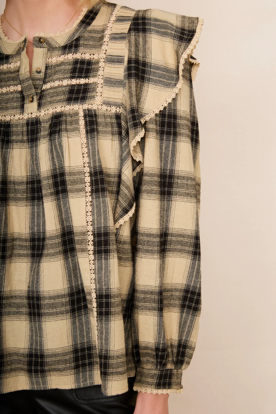 DB X Wyse Cordelia Blouse - Taupe/Black - Image 2