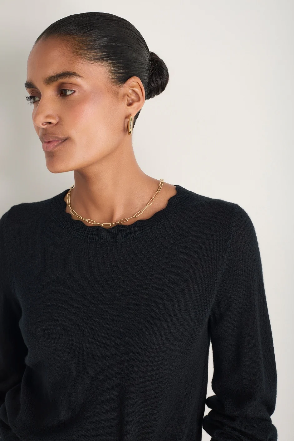Fleurine Scallop Jumper - Black - Image 4