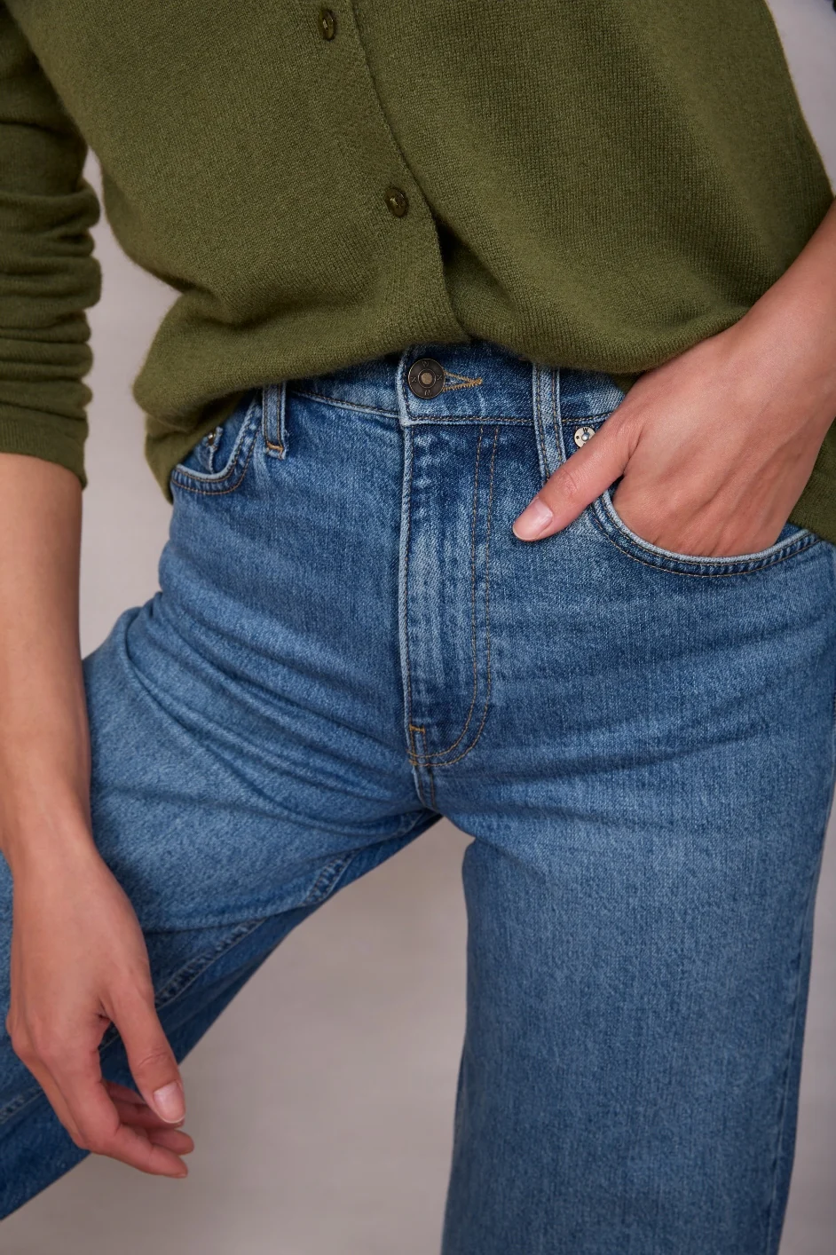 Grace Wide Straight Leg Jean - Mid Vintage - Image 3