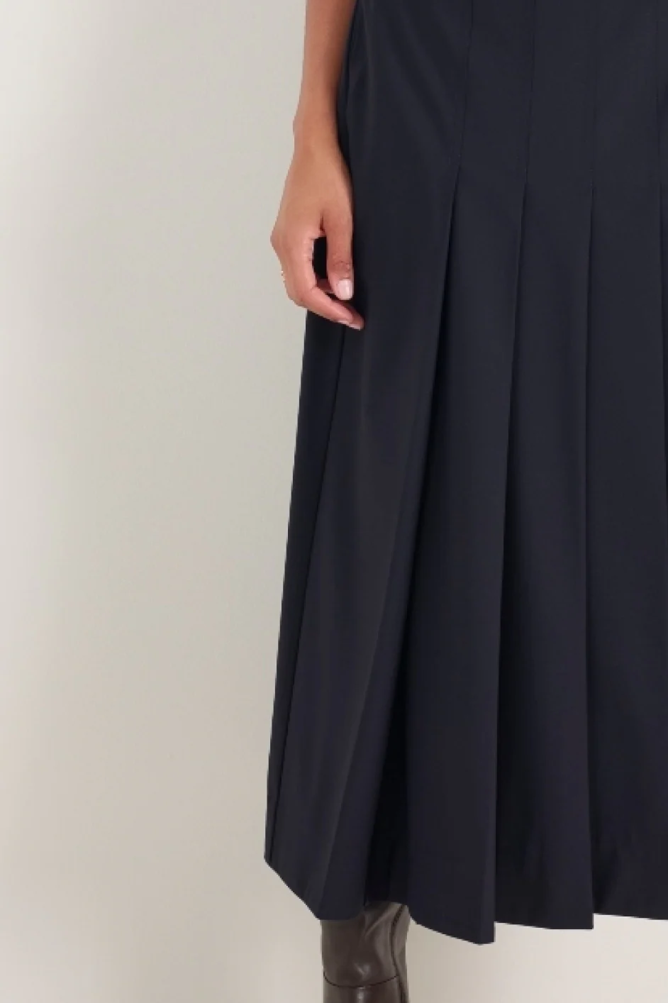 Kirsty Kilt Skirt - Midnight - Image 2
