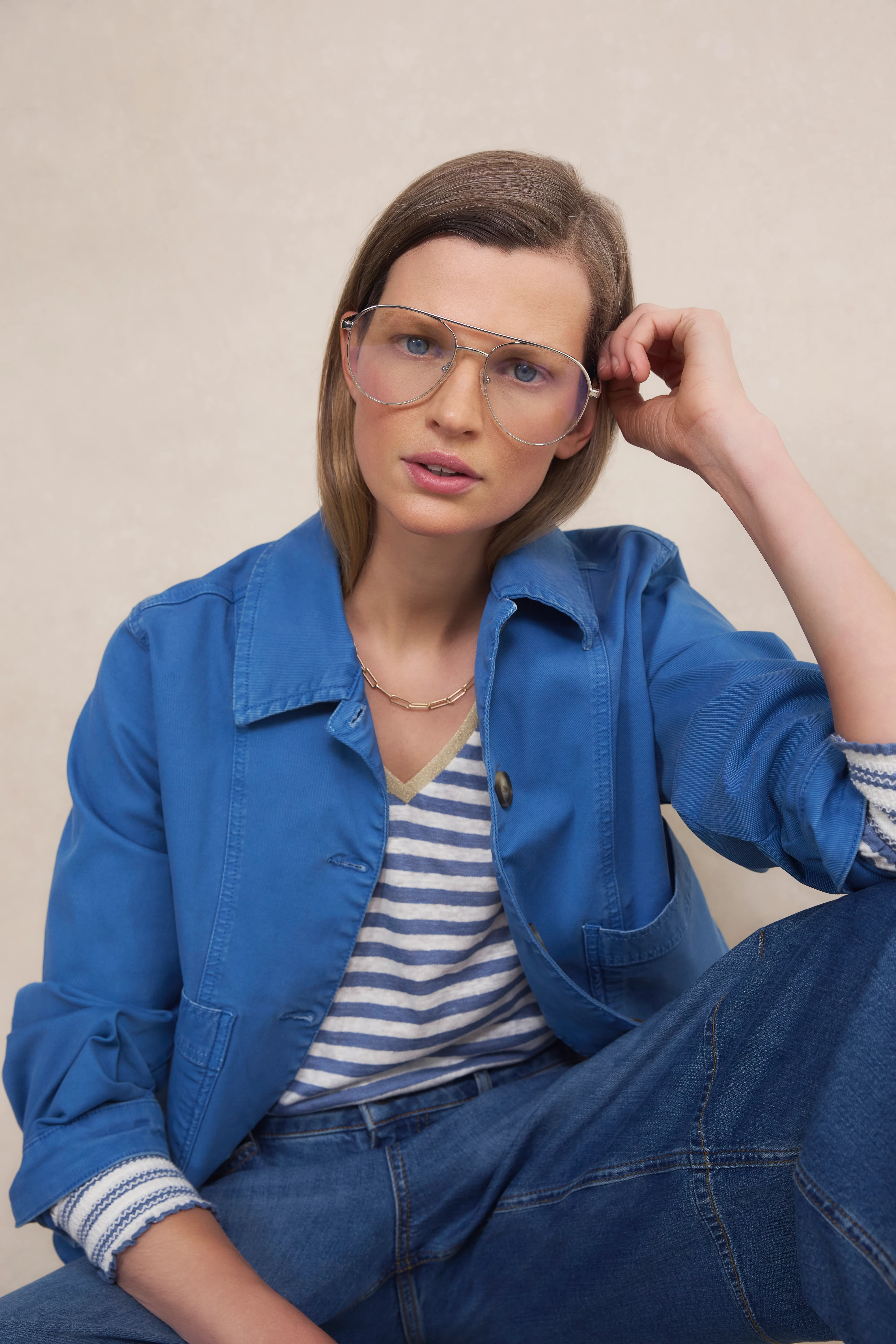 Lily Linen 3/4 V-Neck Top - Chambray Blue/Ivory Stripe - Image 4