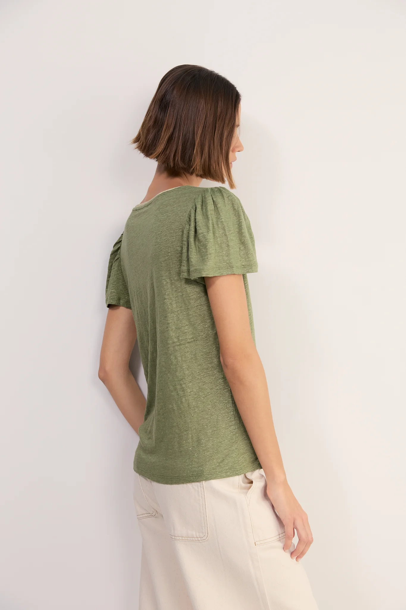 Lily Linen V-Neck Tee - Khaki Shimmer - Image 3