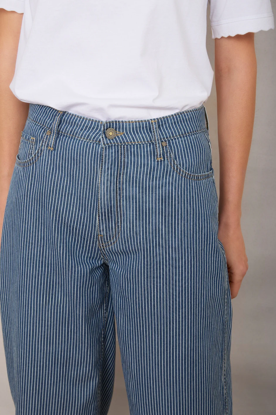 Lula Barrel Jean - Blue/Ivory Stripe - Image 3