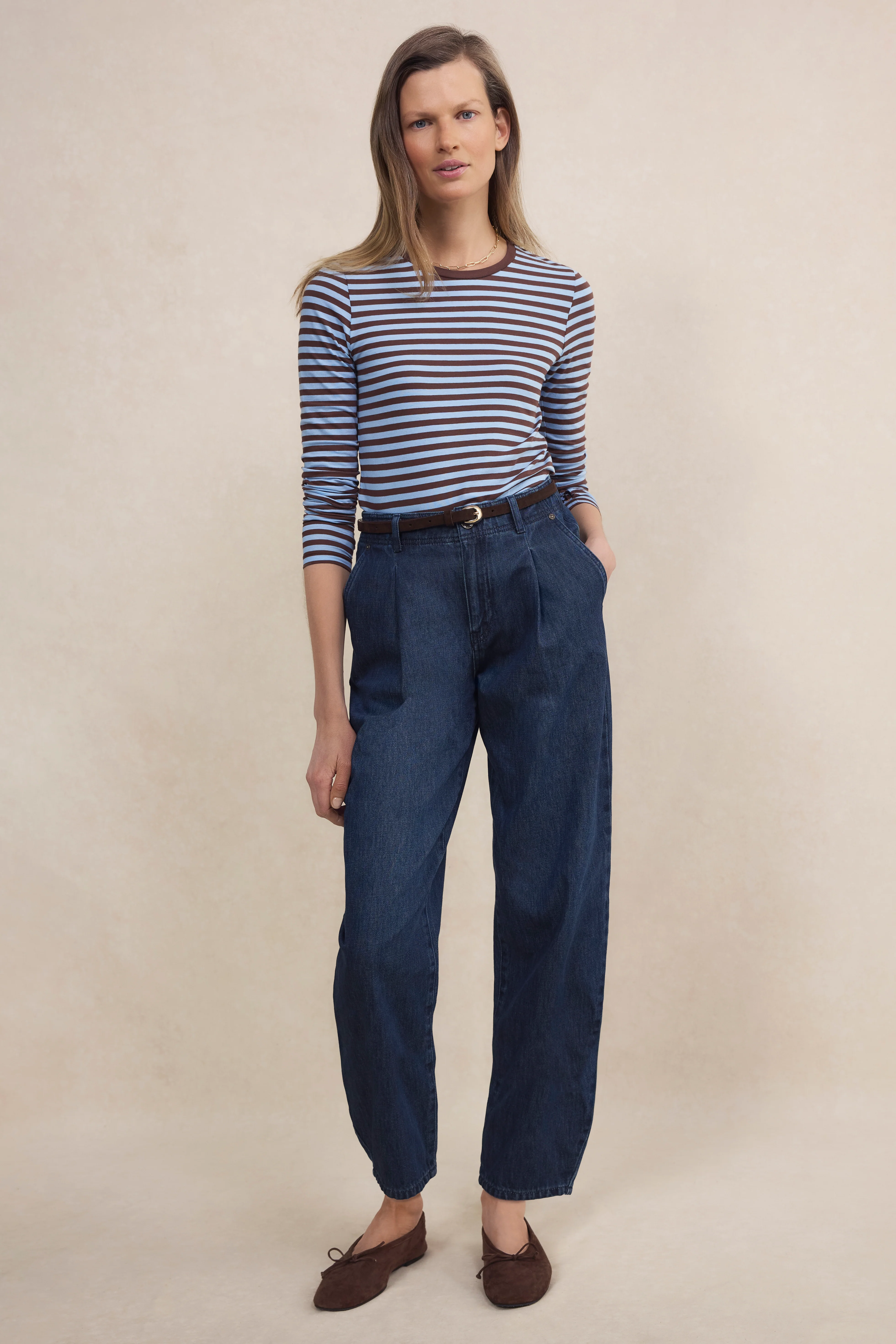 Macy Pleat Front Tapered Jean - Rinse Wash - Image 6