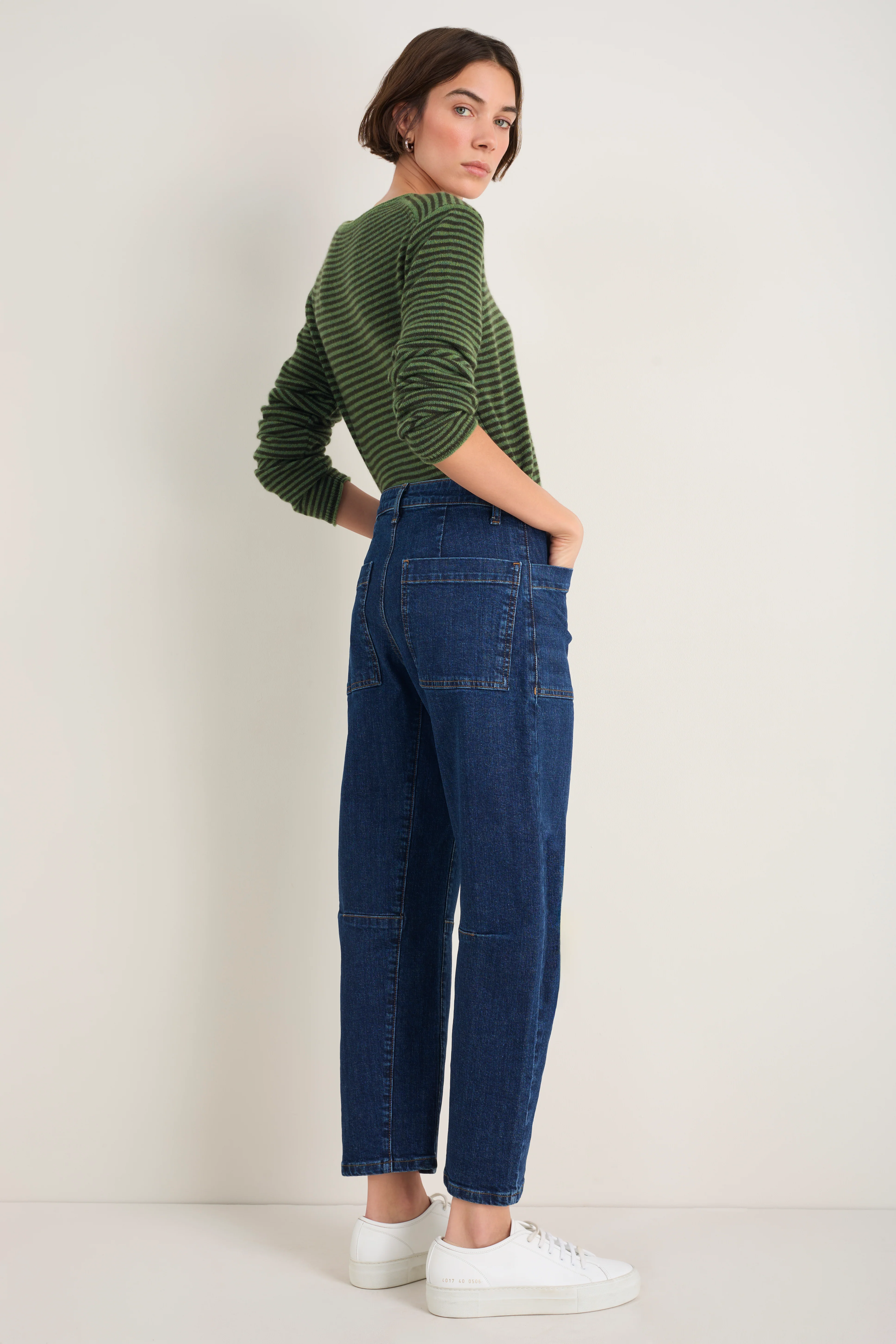 Paloma Horseshoe Jean - Mid Wash - Image 6