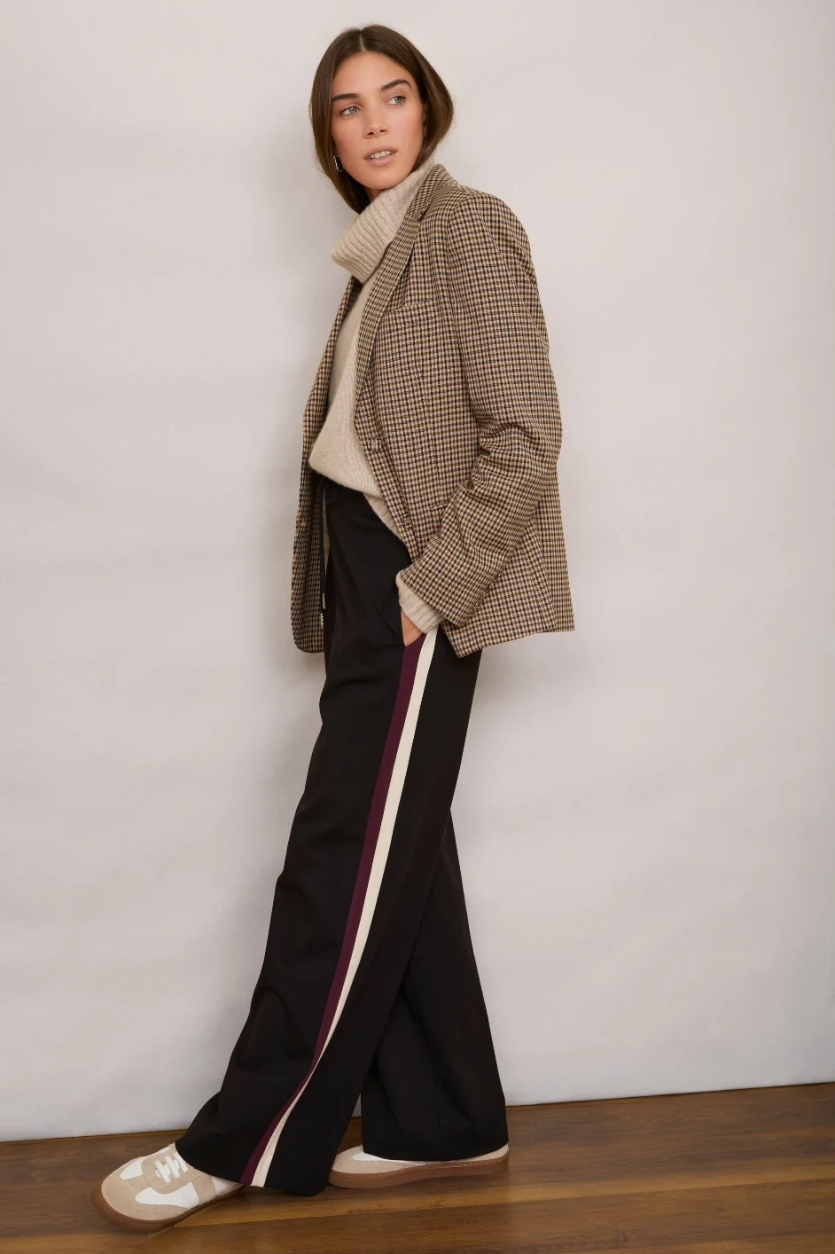 Penny Ponte Wide Leg Trouser - Black/Plum Stripe - Image 2