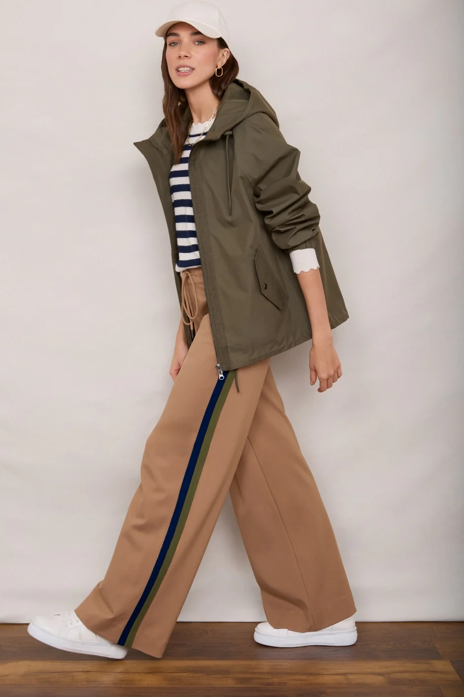 Penny Ponte Wide Leg Trouser - Sand/Moss Green Midnight Stripe - Image 4