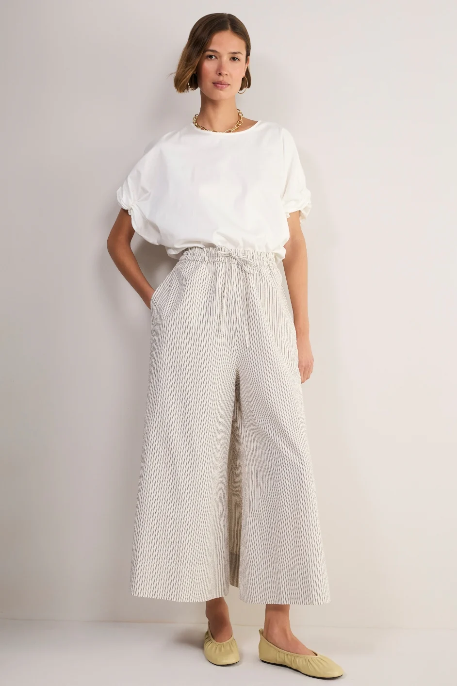 Romy Pull On Seersucker Culotte - Cocoa/Ecru Stripe - Image 2